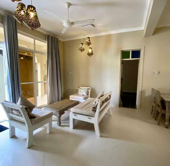 침실 2개 바다 전망 아파트, Paje Beach Apartments &