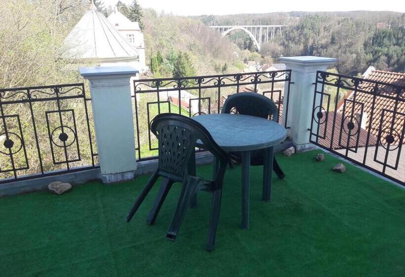 Семейный Номер, Villa Liduška S Kavárnou