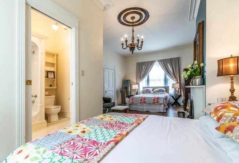اتاق استاندارد, The Elizabeth Manor Guesthouse