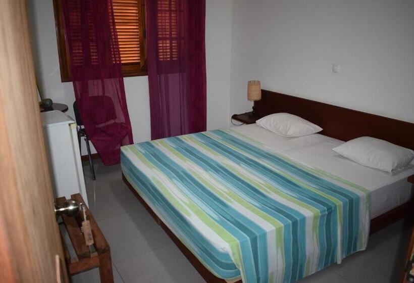 اتاق استاندارد یک نفره, Guest House Soncent