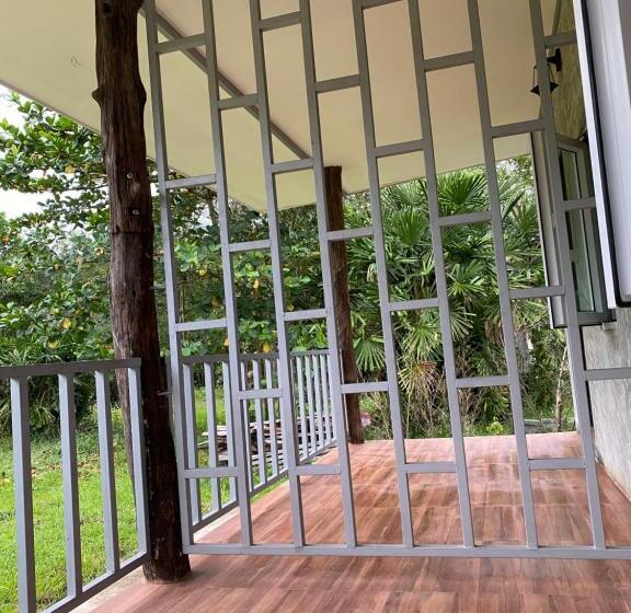 Бунгало Стандарт Вид на Сад, Pd Guesthouse