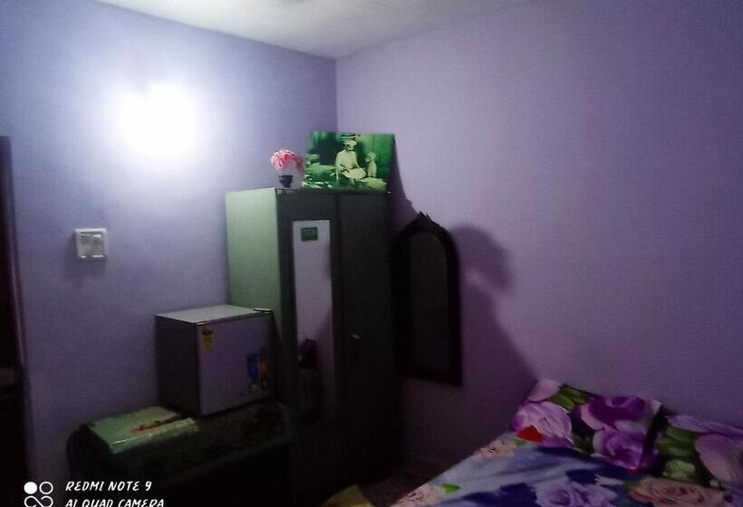 اتاق اکونومی, Madrid Home 2 Min Walk To Beach