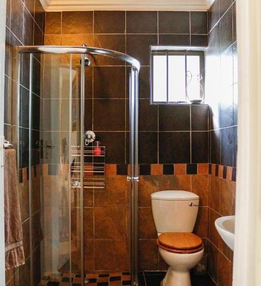 سوییت دوبلکس, Tyday Accommodation