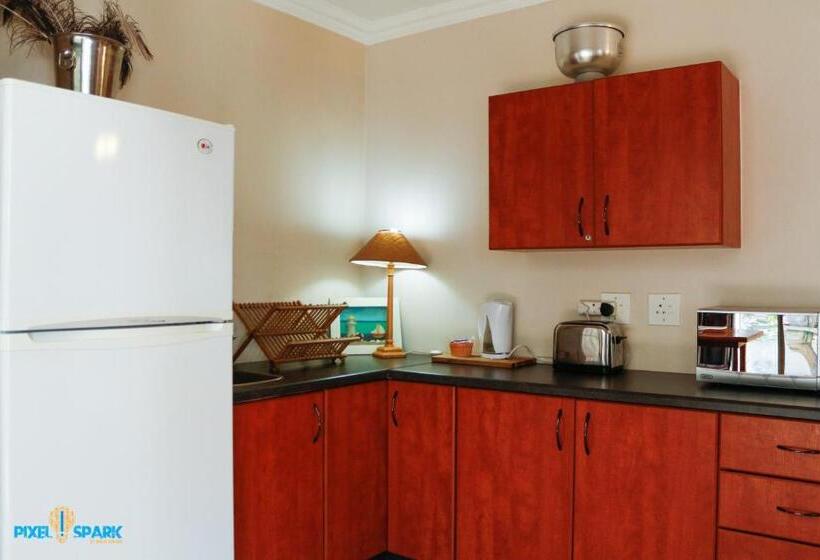 سوییت دوبلکس, Tyday Accommodation