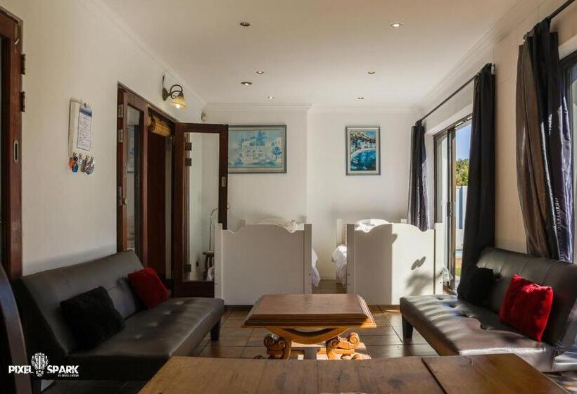 سوییت دوبلکس, Tyday Accommodation