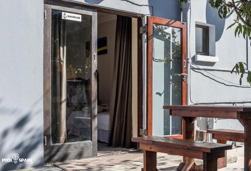 اتاق استاندارد, Tyday Accommodation