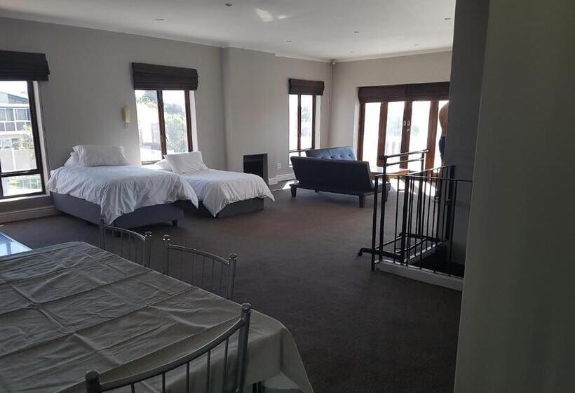 اتاق لوکس چهار تخته, Tyday Accommodation