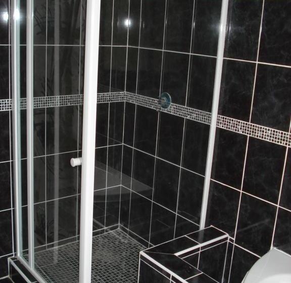 اتاق لوکس چهار تخته, Tyday Accommodation