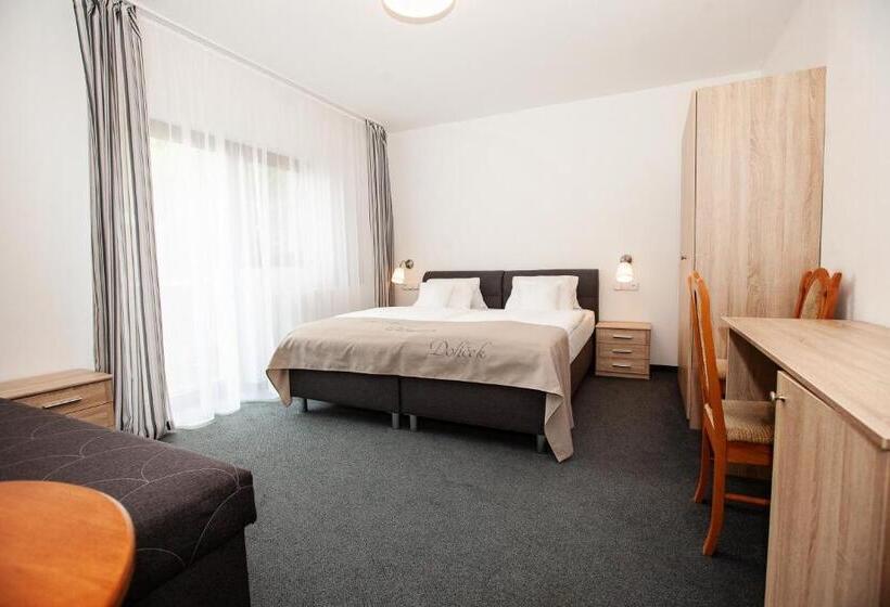 2 Schlafzimmer Suite, Penzion Dolíček
