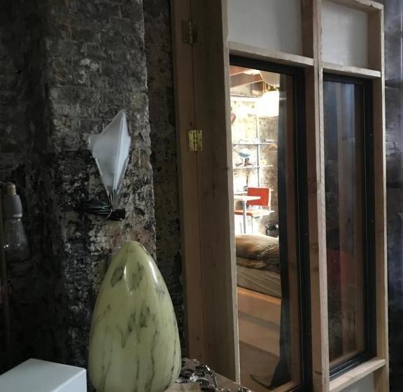 스탠다드 스튜디오, Vintage Rooms Lange Haven