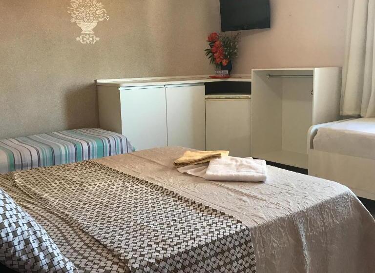 Четырехместный Номер Deluxe, Pousada Castelinho