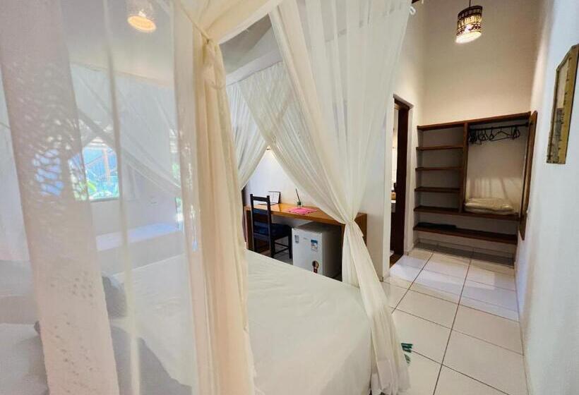 Quarto Triplo Clássico, Pousada Pandoro