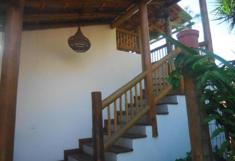 Quarto Triplo Deluxe, Pousada Pandoro