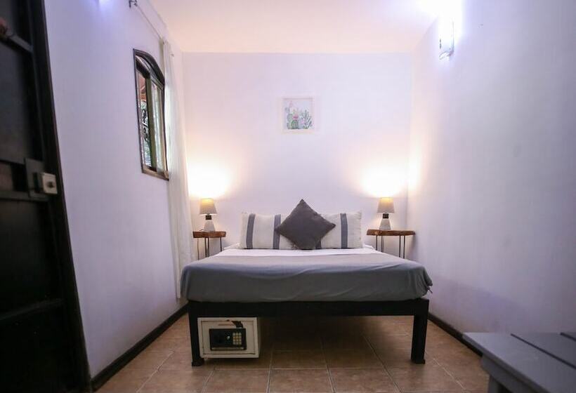 اتاق استاندارد با سرویس بهداشتی مشترک, Believe Surf & Yoga Lodge Santa Teresa
