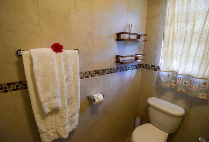 آپارتمان 1 خوابه, Sea Piton View Apartment  Location, Convenience, Modern Living