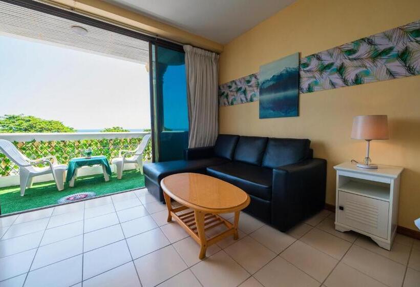 اتاق لوکس با تخت دو نفره بزرگ, Happy Vikings  Beachfront