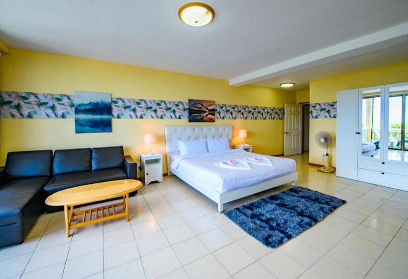 اتاق لوکس با تخت دو نفره بزرگ, Happy Vikings  Beachfront