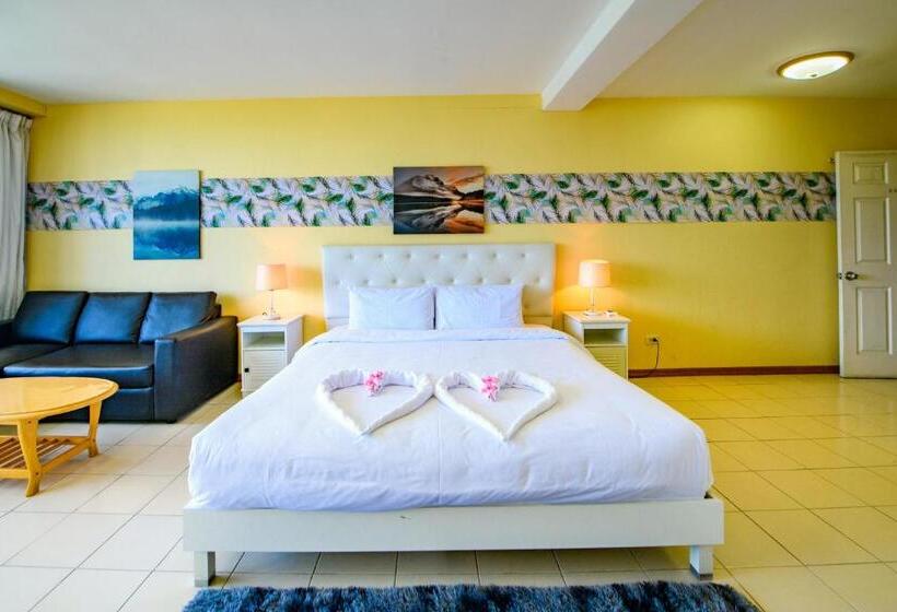اتاق لوکس با تخت دو نفره بزرگ, Happy Vikings  Beachfront
