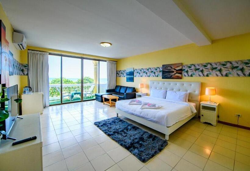 اتاق لوکس با تخت دو نفره بزرگ, Happy Vikings  Beachfront