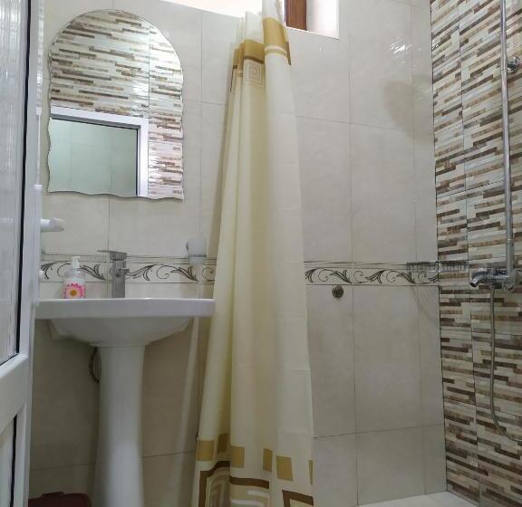 اتاق لوکس, Guest House Nataly