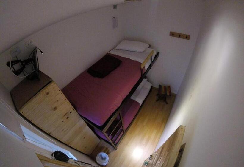 스탠다드 룸 공동 욕실, Hostal De La 57