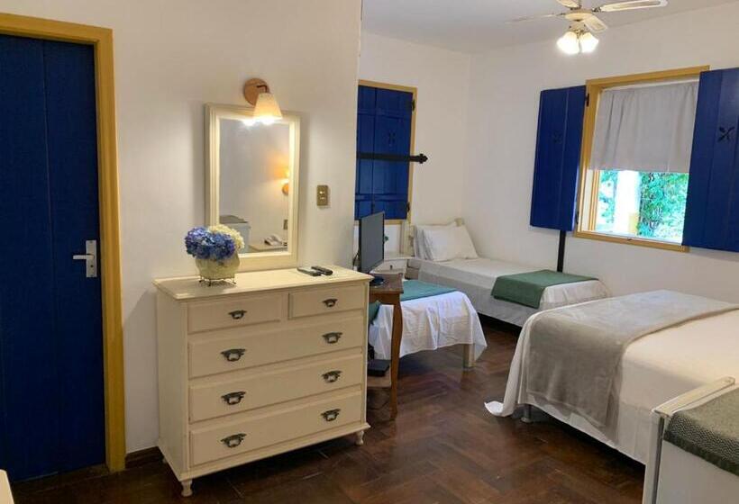 Quarto Quádruplo Estandar, Pousada Villa Real