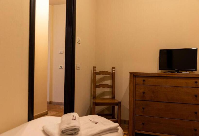 اتاق استاندارد چهار تخته, Agriturismo Le Bosche