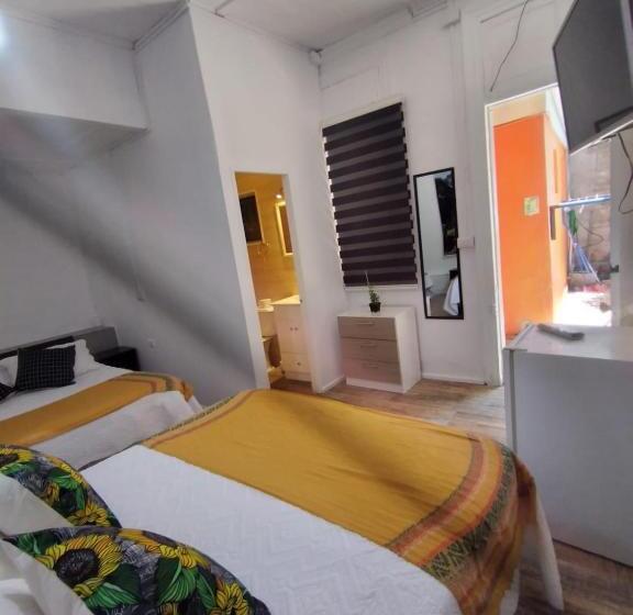 غرفة سوبيريور رباعية, Hostal Vicmar