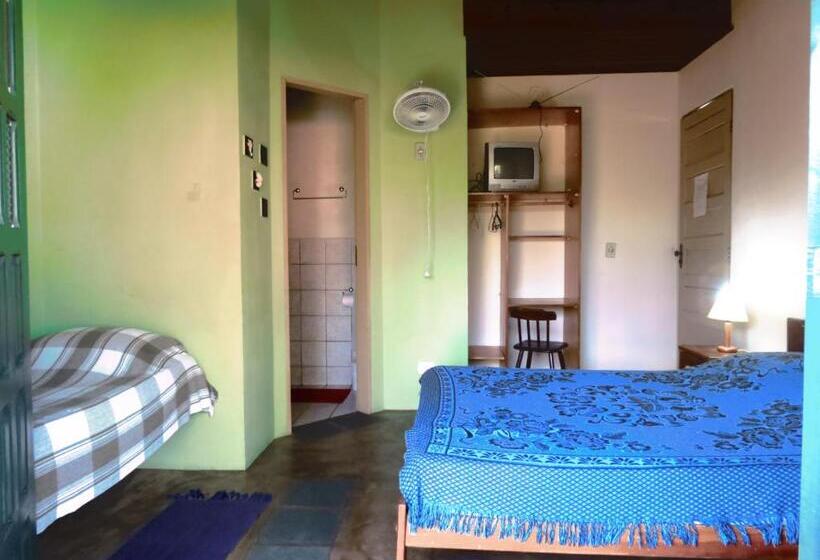 트리플 클래식 룸, Pousada Hostal Das Estrelas