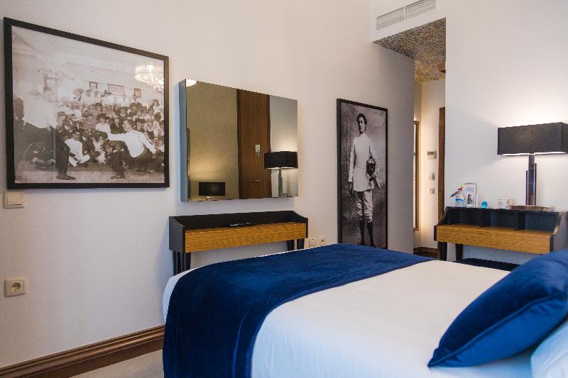اتاق اکونومی, Casual Belle Epoque Lisboa