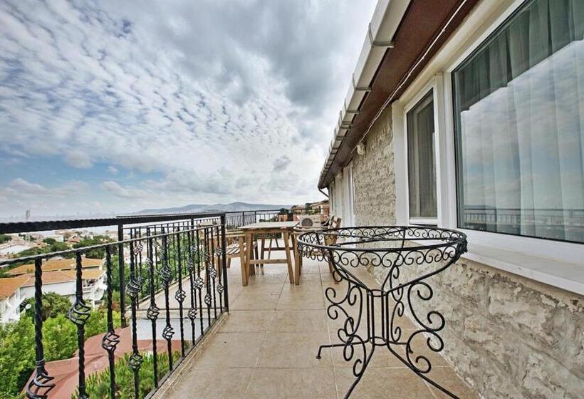 آپارتمان 1 خوابه با چشم‌انداز دریا, Büyükada Apart Hotel   Karadağ Apart