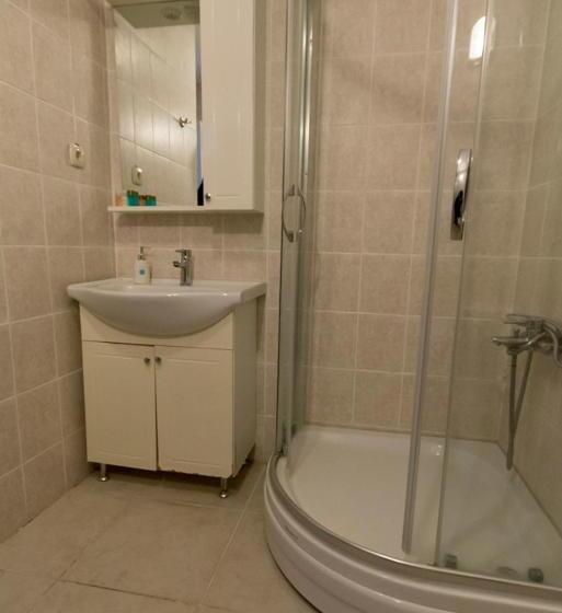 ویلای سوپریور 1 خوابه, Büyükada Apart Hotel   Karadağ Apart