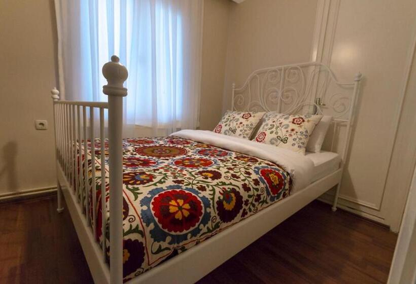 ویلای سوپریور 1 خوابه, Büyükada Apart Hotel   Karadağ Apart