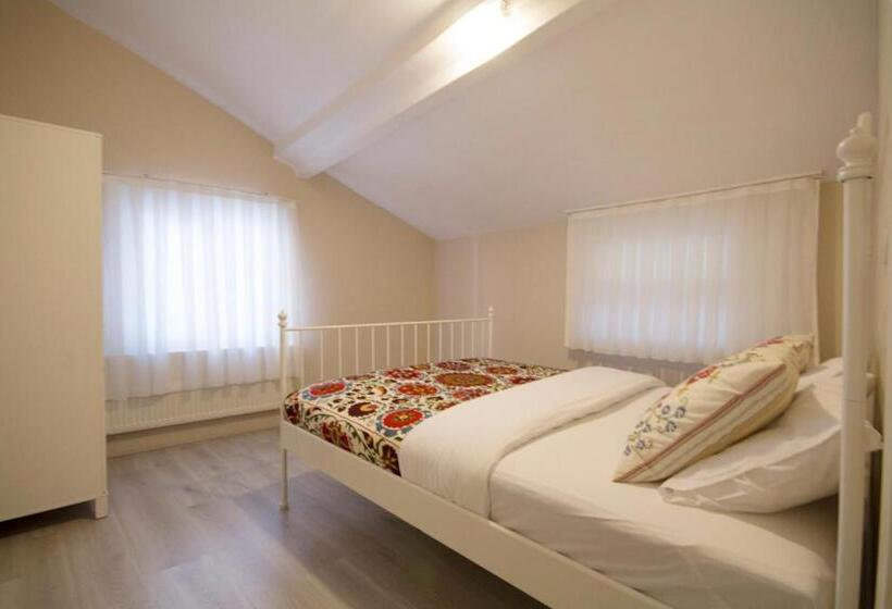 آپارتمان 1 خوابه با چشم‌انداز استخر, Büyükada Apart Hotel   Karadağ Apart