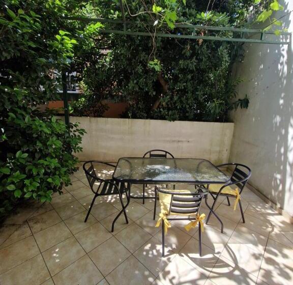 آپارتمان 1 خوابه با تراس, Guest House Damjana