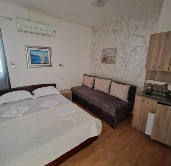 اتاق لوکس, Guest House Damjana