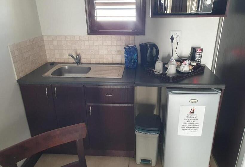 اتاق استاندارد, Onse Khaya Lodging And Conferencing