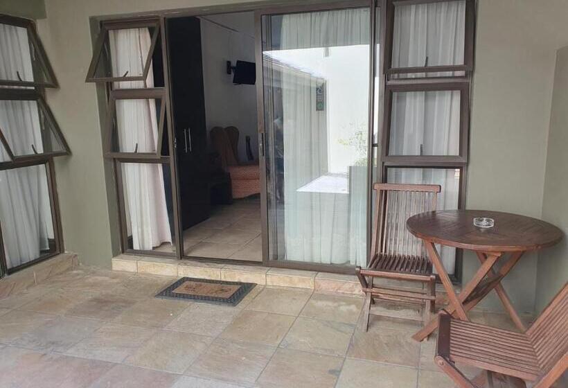 اتاق استاندارد, Onse Khaya Lodging And Conferencing