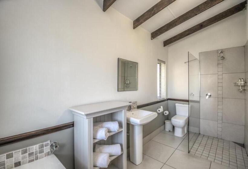 اتاق لوکس با بالکن, Onse Khaya Lodging And Conferencing