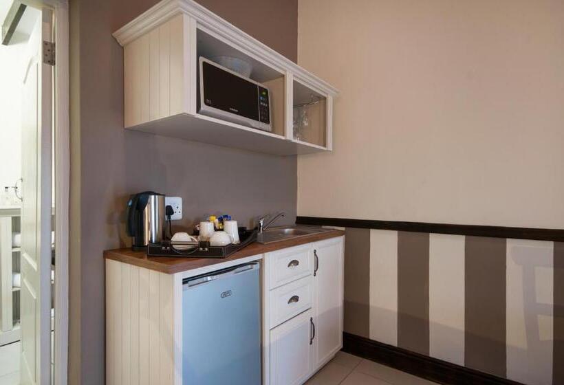 اتاق لوکس با بالکن, Onse Khaya Lodging And Conferencing