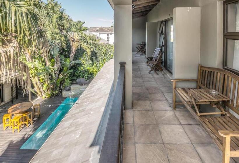اتاق لوکس با بالکن, Onse Khaya Lodging And Conferencing