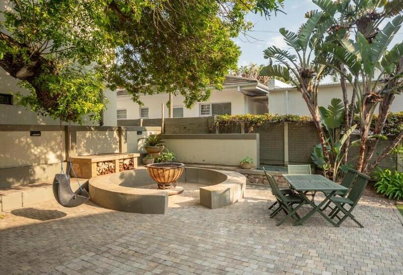 اتاق خانوادگی با چشم‌انداز باغ, Onse Khaya Lodging And Conferencing