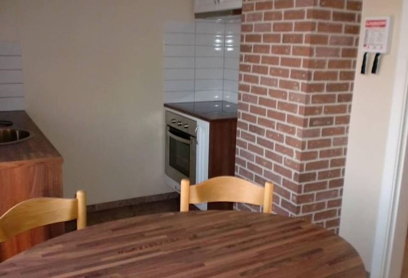 اتاق استاندارد با سرویس بهداشتی مشترک, Guesthouse Tilraun