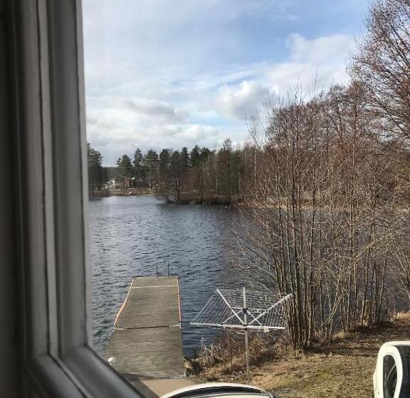 Номер Стандарт, Gula Huset