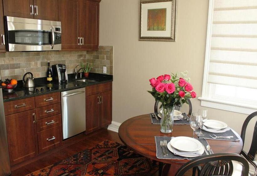 Номер Superior, Guest House At Norwalk Inn
