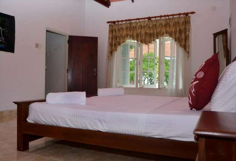Номер Стандарт Трехместный, Villa 7 Negombo