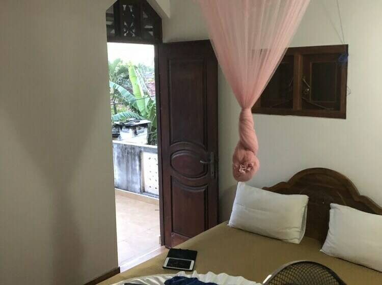 Номер Стандарт Трехместный, Villa 7 Negombo