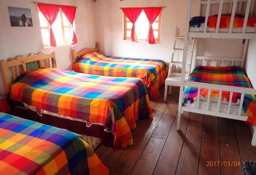 클래식 4인 룸, Hosteria Rose Cottage