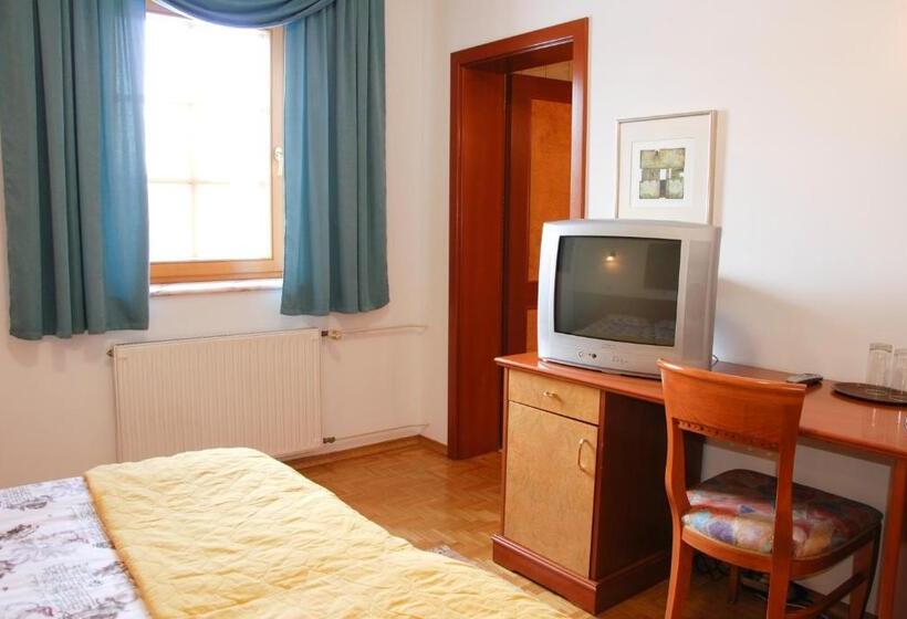اتاق استاندارد, Guest House Arvaj