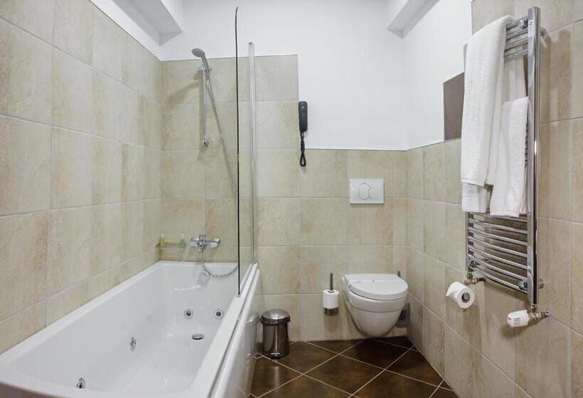 سوییت اجرایی, Pestera Wellness & Spa